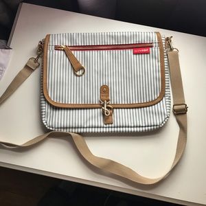 Skip hop diaper bag
